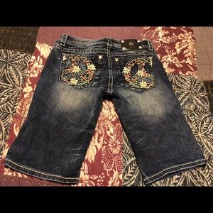 Size 28 Miss Me Bermuda shorts
